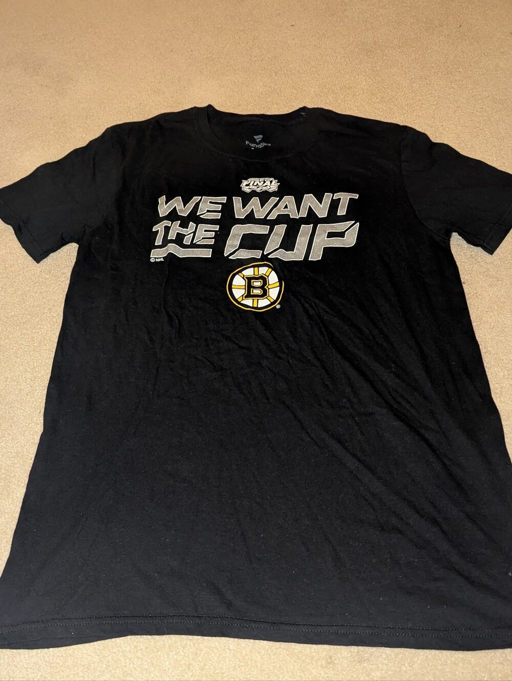 Nwot fanatics Boston Bruins we want the cup Sz M